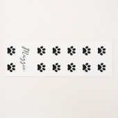 Monogram Individuelle Name Schwarz-weiß Paw Print Yogamatte (Rückseite (Horizontal))