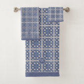 Monogram Initial Blue Gray Mediterrane Tile Badhandtuch Set (Insitu)