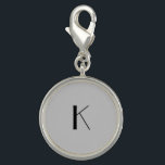 Monogram Initial Elegant Minimalistisch Gray Black Charm<br><div class="desc">Ein Geschenk für sie. Ein mit Monogramm anfänglicher Charme,  elegant in seiner Einfachheit. Silber oder Silberplatte,  Grau und Schwarz. Ändern Sie die Initialisierung,  um für Ihren Empfänger zu personalisieren.</div>