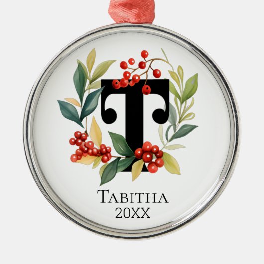 Monogram Initial Letter T Berry Wreath Christmas Ornament Aus Metall (Vorne)