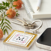 Monogram Initial "M" Floral - Pink Roses & Gold Schlüsselanhänger (Vorderseite rechts)