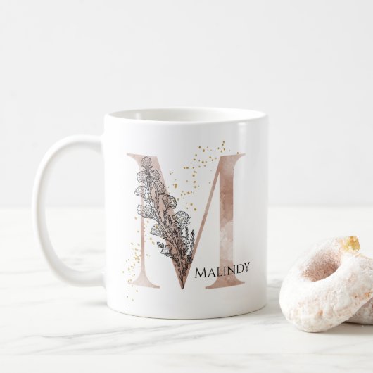 Monogram Initial Modern Letter M Boho Personalisie Kaffeetasse (Mit Donut)