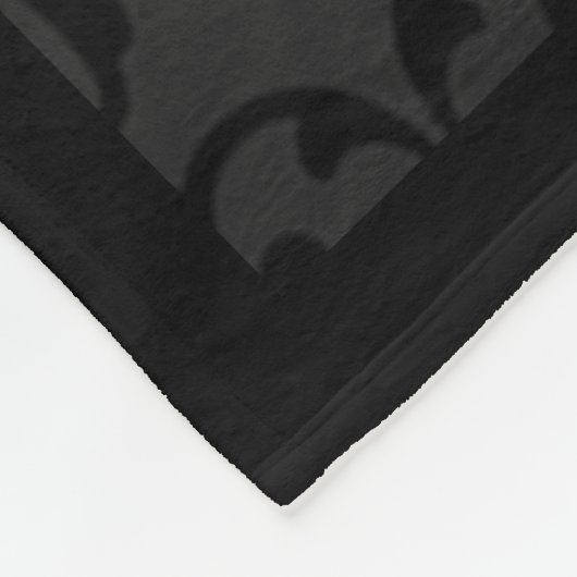 Monogram Initial on Black Damask  Fleecedecke (Ecke)