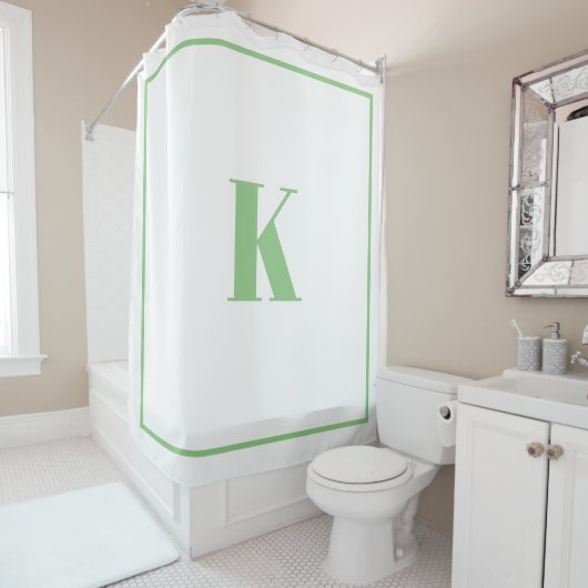 Monogram Initials Individuelle Name Sage Green Whi Duschvorhang (Beispiel)
