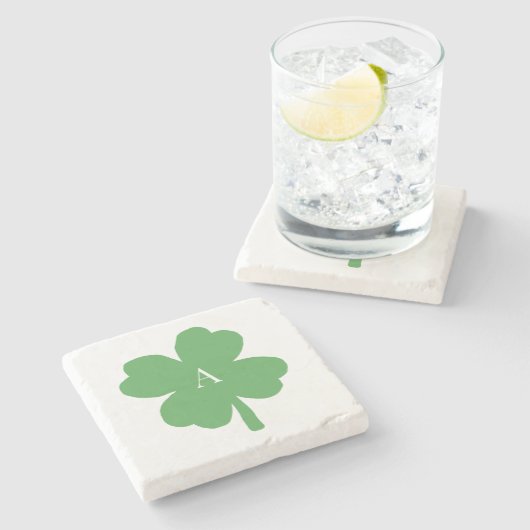 Monogram Kleeblatt Irish Green Painting Steinuntersetzer (Seitenansicht)