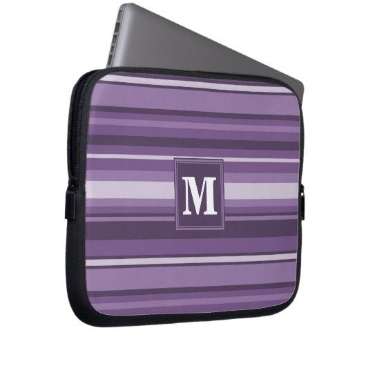 Monogram Lavendelstreifen Laptopschutzhülle (Vorne Rechts)