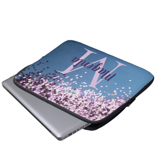 Monogram Lavender Confetti auf Blue Laptopschutzhülle (Vorne Knopf)