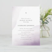 Monogram Lavender Watercolor Wash Brautparty Einladung (Stehend Vorderseite)