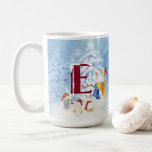 Monogram Letter E Christmas Snowman Angel Woodland Kaffeetasse<br><div class="desc">Warme und gemütliche Weihnachtsgeschirr und Kaffeetassen mit Monogram Letter E Christmas Snowman Angel Woodland. Handgemalte Wasserfarbe,  süß,  niedlich und so zauberhaft Engelsschneemann und seine Waldfreunde. Mit einem roten Kardinal,  einem bezaubernden Igel und einem Lieblingshasen,  die in einem Winterwunderland von Schnee spielen. Copyright,  Audrey Jeanne Roberts.</div>