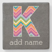Monogram Letter K - Chalkboard and Bright Chevrons Steinuntersetzer (Vorderseite)