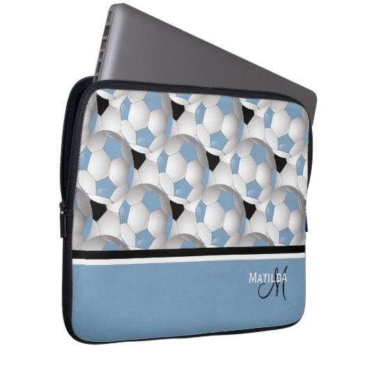Monogram Light Blue Black Soccer Ball Pattern Laptopschutzhülle (Vorne Rechts)