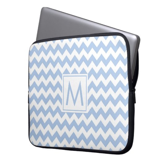 Monogram Light Blue White Zickzack Stripe Muster Laptopschutzhülle (Vorderseite Links)