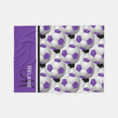 Monogram Lila Black Soccer Ball Pattern Fleecedecke (Vorderseite (Horizontal))