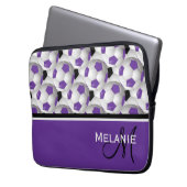 Monogram Lila Black Soccer Ball Pattern Laptopschutzhülle (Vorderseite Links)