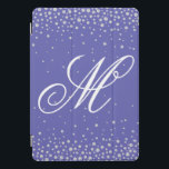 Monogram Lila Diamonds Personalisiert iPad Pro Cover<br><div class="desc">Monogram Lila Diamonds Personalisierte iPad Hüllen und Covers verfügen über einen lila Hintergrund mit einem Diamant-Overlay,  personalisiert mit Ihrem eigenen Monogramm in elegantem weißem Kalligraphieskript. Entworfen von ©Evco Studio www.zazzle.com/store/evcostudio</div>
