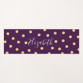 Monogram Lila Gold Polka Dot Muster Yogamatte (Vorderseite (Horizontal))