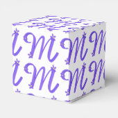 Monogram Lila Letter M Initial White Gevor Boxes Geschenkschachtel (Rückseite)