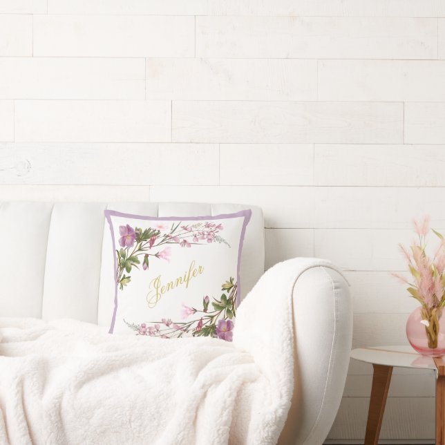 Monogram Lila Lilac Pink Bouquet Vintag Chic Kissen (Liege)