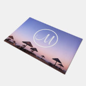 Monogram Lila Sunset California Beach Foto Bold Fußmatte (Schrägansicht)