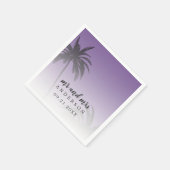 Monogram Lila Tropical Palm Tree Beach Hochzeit Serviette (Ecke)