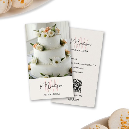 Monogram Logo Bakake Cake Visitenkarte