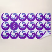 Monogram-Logo für lila Wave Strandtuch (Vorderseite)