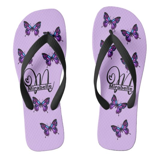 Monogram M Butterfly Flip Flops - Name anpassen Badesandalen (Fußbett)