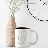 Monogram Minimal Modernes Script Business Bold Zweifarbige Tasse