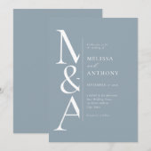 Monogram Minimalistisch Dusty Blue Modern Wedding Einladung (Vorne/Hinten)