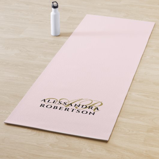 Monogram Minimalistisch Pastel Pink Gold Black Sti Yogamatte (Beispiel)
