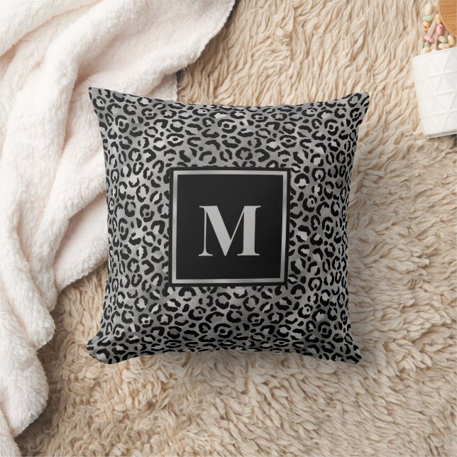 Monogram Modern Black Silver Graue Leopard Print Kissen (Decke)