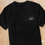 Monogram Modern Cool Grunge Fügen Sie Ihren Namen  T-Shirt<br><div class="desc">Mach dich bereit für die Schule! Fügen Sie Ihr Monogramm und Ihren Namen hinzu. Dieses Design ist zeitlos,  modern und grunge.</div>