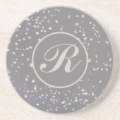 Monogram Modern Gray Terrazzo Getränkeuntersetzer (Vorne)