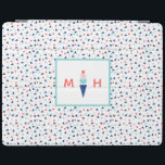 Monogram, Modern Ice Creme Personalisiert Blue iPad Hülle<br><div class="desc">Stylen Sie Ihr iPad mit diesem modernen und skurrilen personalisierten Cover mit einem maßgeschneiderten Monogramm und einer Eiscreme in Blau,  Wasser,  Rosa und Korallen.</div>