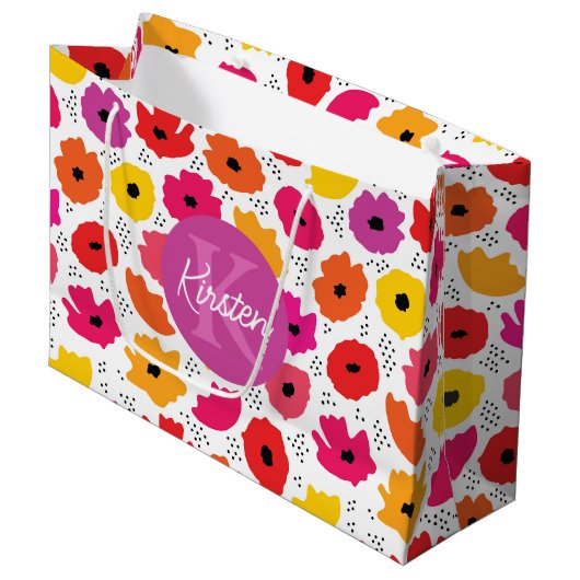 Monogram Modern Poppy Floral Muster Name Große Geschenktüte (Vorderseite Schrägansicht)