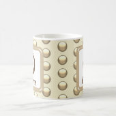 Monogram Nachname Erstmaliger Gold Polka Dot Keepa Kaffeetasse (Mittel)
