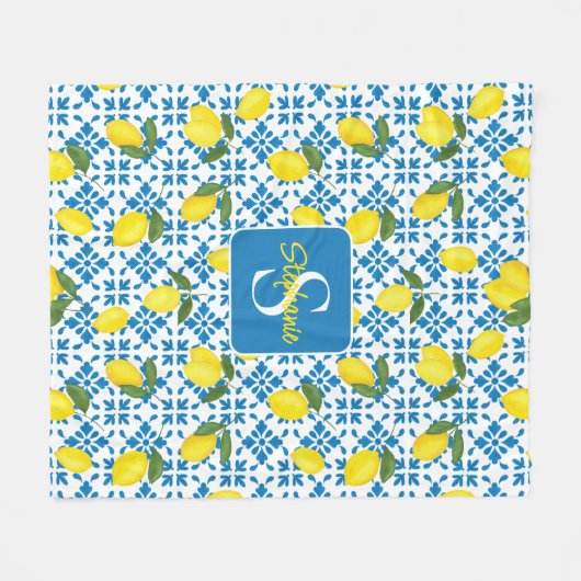 Monogram Name Blue French Tile Lemon Pattern Fleecedecke (Vorderseite (Horizontal))