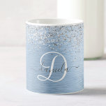 Monogram, Name des blauen, gebürsteten Metalls Sil Kaffeetasse<br><div class="desc">Dieses trendige,  schicke Coffee Tasse Design mit hübschem silber funkelndem Imitat Glitzer auf blau gebürstetem metallischem Hintergrund ist einfach zu personalisieren.</div>