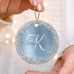 Monogram, Name des blauen, gebürsteten Metalls Sil Keramik Ornament<br><div class="desc">Dieses trendige und schicke Ornament-Design mit hübschem silberfarbenem Glitzer auf blau gebürstetem metallischem Hintergrund ist einfach zu personalisieren.</div>