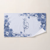 Monogram Name Gift Floral Blue Elegante Rustikal Handtuch (Handtuch)