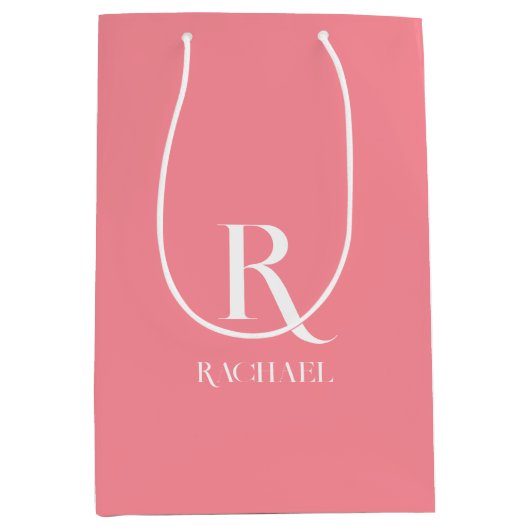 Monogram Name Modern Stylish Pink Mittlere Geschenktüte (Vorderseite)