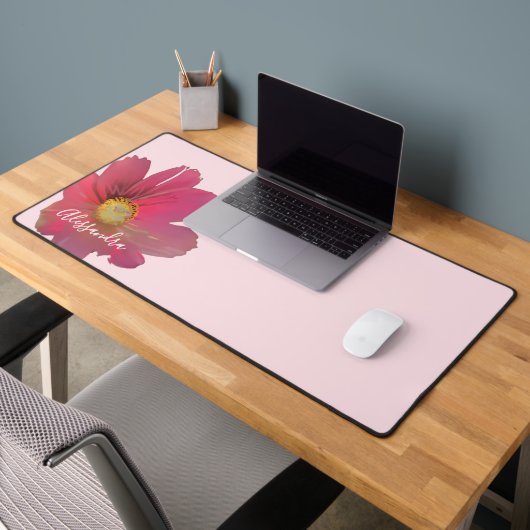 Monogram Name Pastel Pink Red Wildflower Floral Schreibtischunterlage (Büro 2)