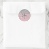 Monogram Name Pink Gray Silver Stars Trendy Runder Aufkleber (Tasche)