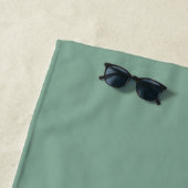 Monogram Name Sage Green Modern Strandtuch (Beispiel)