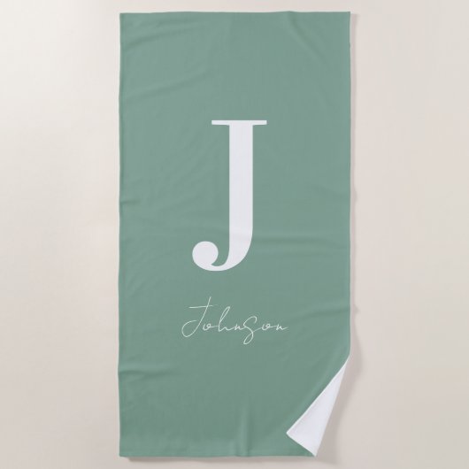Monogram Name Sage Green Modern Strandtuch (Vorderseite)