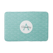 Monogram Name White Sea Muschel Muster Beach House Badematte (Vorderseite)