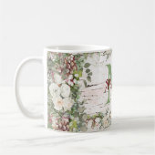 Monogram Name Winter Woodland White Rose Pinecone Kaffeetasse (Links)