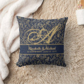Monogram Navy Blue Gold Leaf Newlyweds Wedding Kissen (Decke)