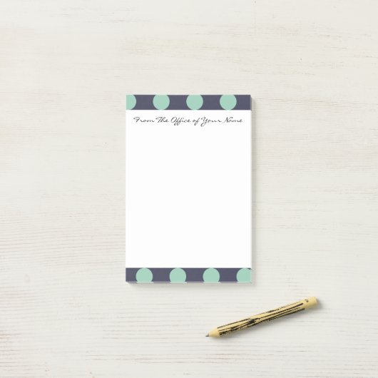 Monogram Navy Blue Minze Green Polka Dot Muster Post-it Klebezettel (Auf Schreibtisch)