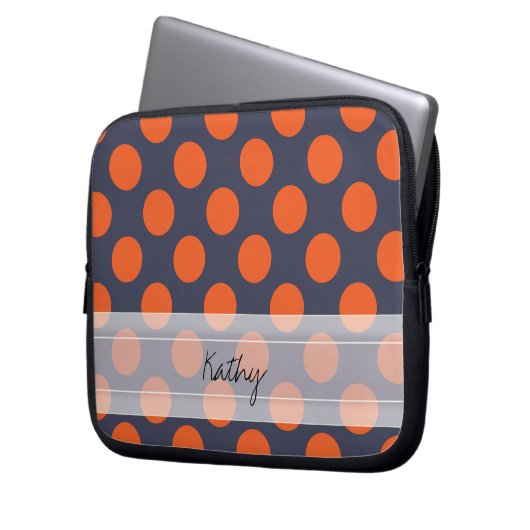 Monogram Navy Blue Orange Chic Polka Dot Muster Laptopschutzhülle (Vorderseite Links)